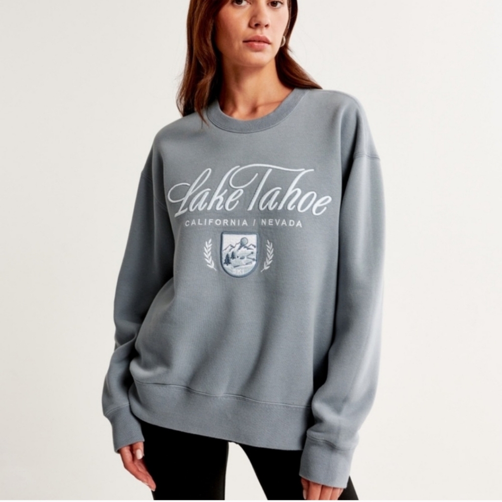 Abercrombie Lake Tahoe sweatshirt size medium